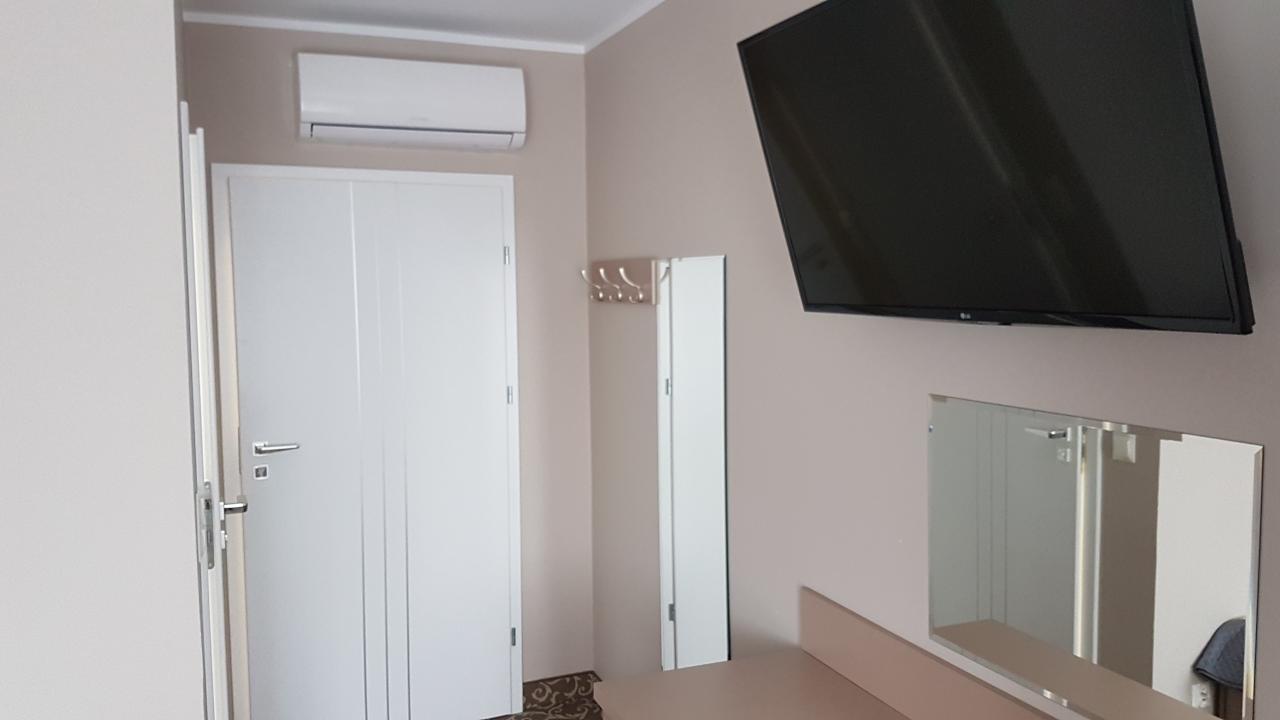 Hotel Gutland Wysokie Mazowieckie Екстериор снимка